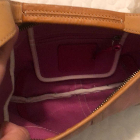 Coach Shoulder Bag - Picture 3 of 6